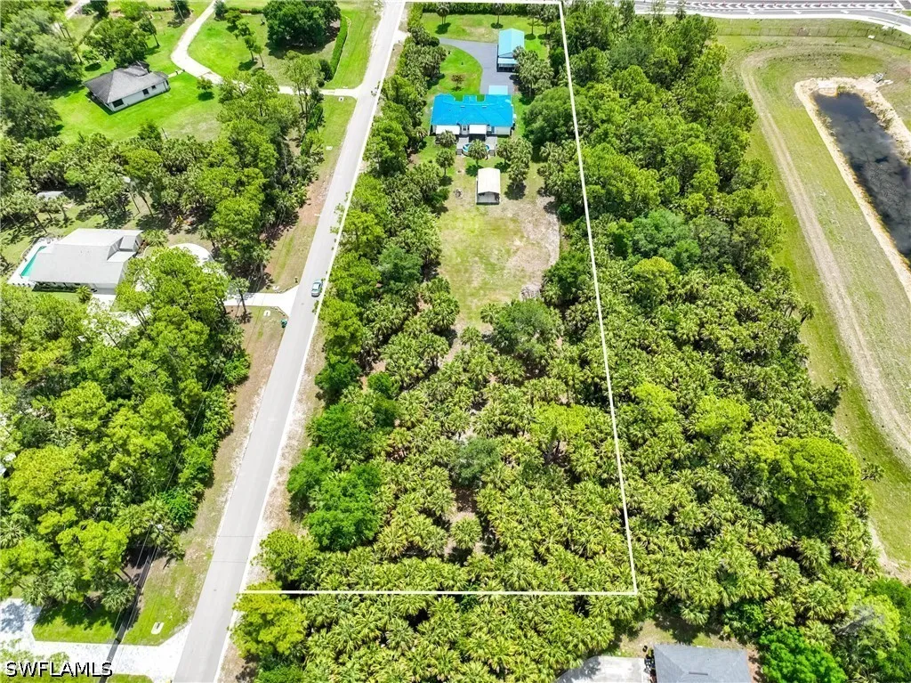 104 12th Avenue NW Naples FL 34120