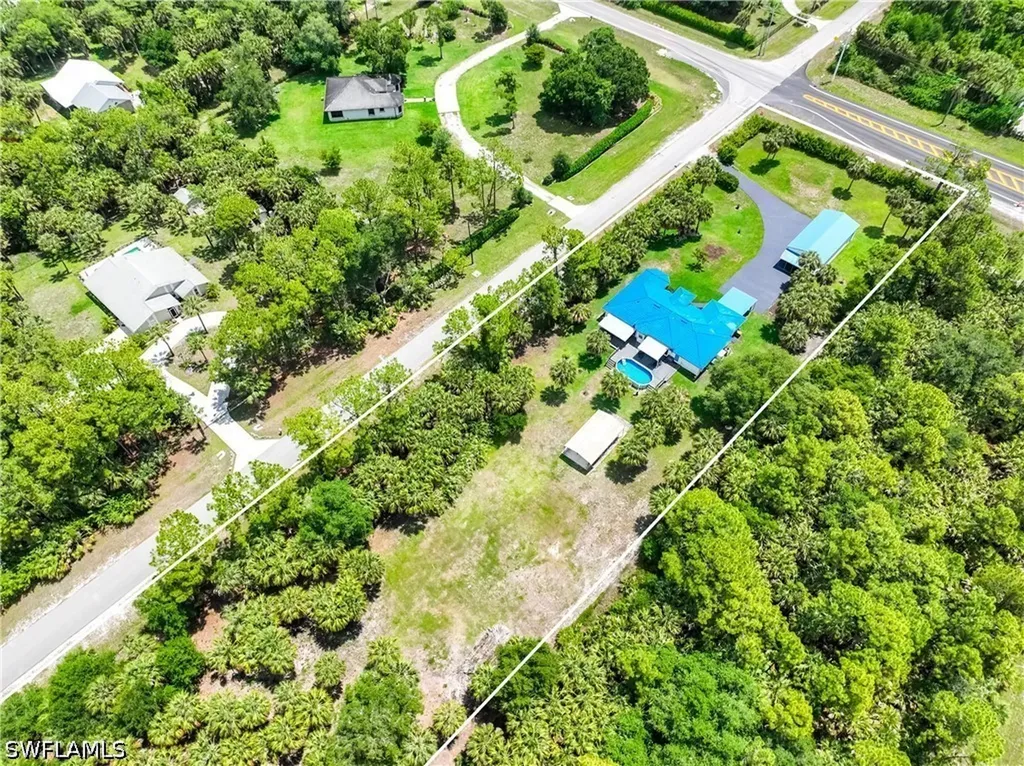 104 12th Avenue NW Naples FL 34120