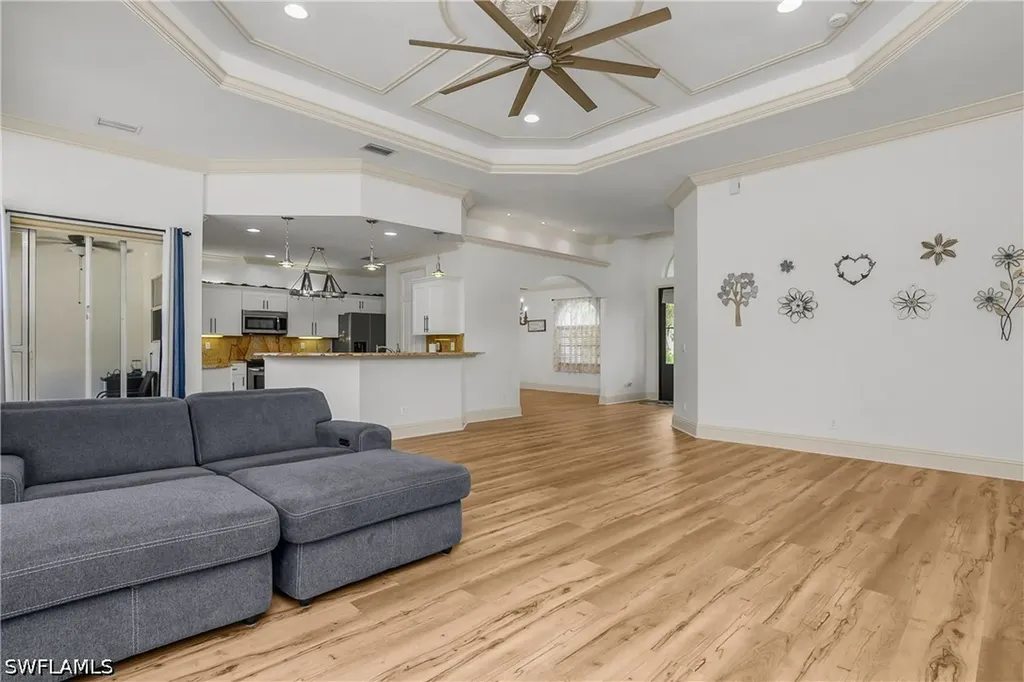 104 12th Avenue NW Naples FL 34120