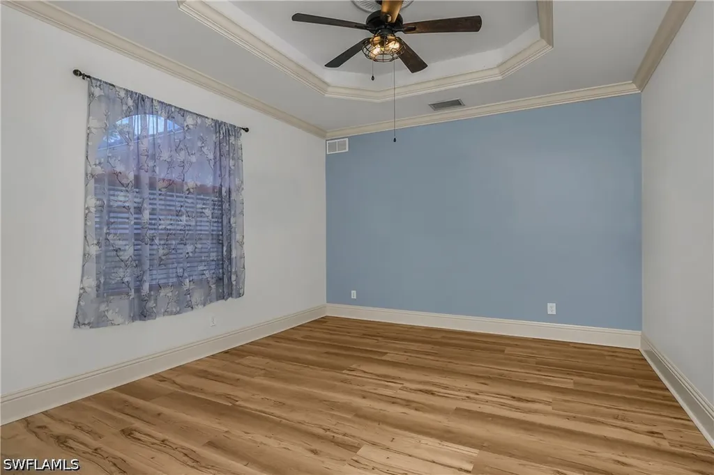 104 12th Avenue NW Naples FL 34120