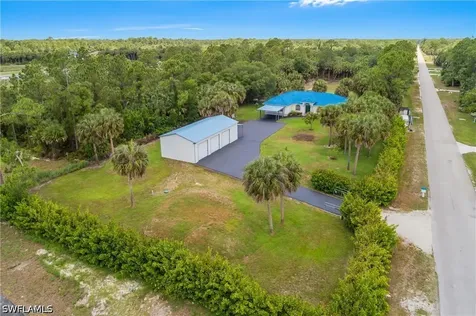 104 12TH Avenue NW Naples FL 34120