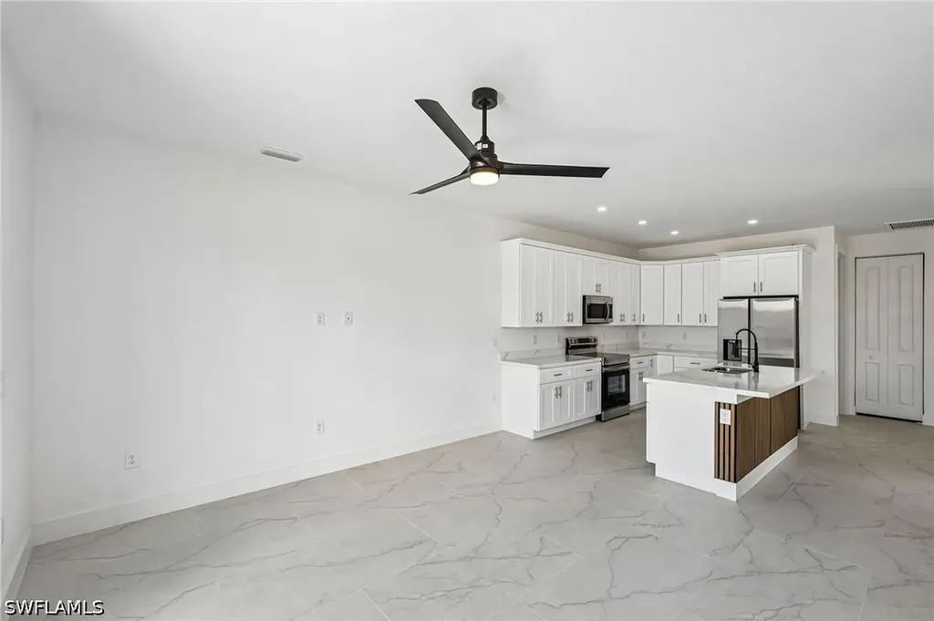 2404-2406 Hightower Avenue S Lehigh Acres FL 33973