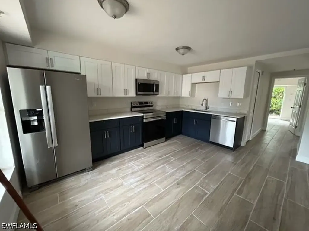 1555 Blue Point Avenue Naples FL 34102
