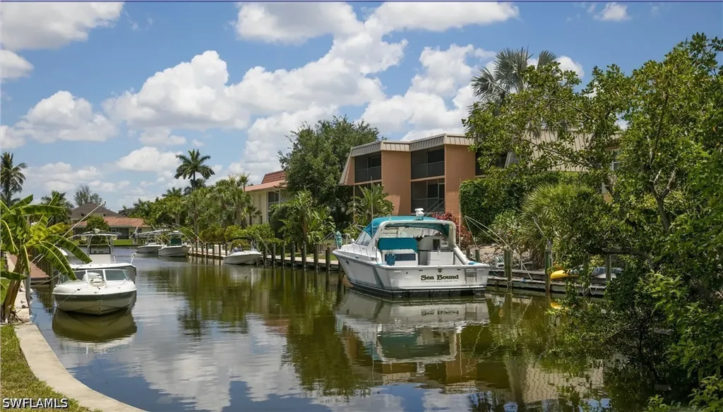 1555 Blue Point Avenue Naples FL 34102