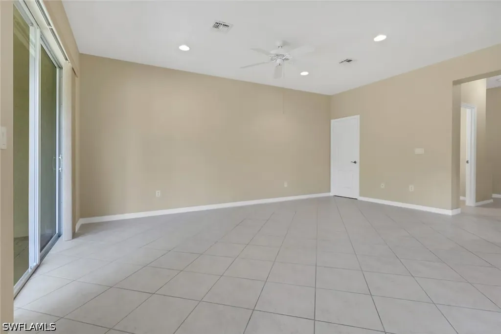 10260 Olivewood Way Estero FL 33928
