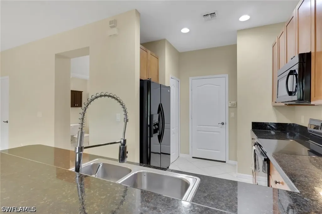10260 Olivewood Way Estero FL 33928