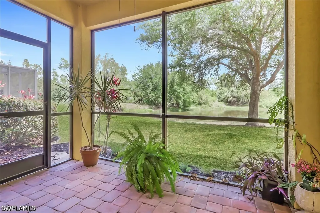 10260 Olivewood Way Estero FL 33928