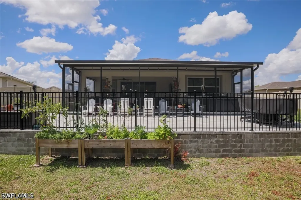 18236 Everson Miles Circle North Fort Myers FL 33917