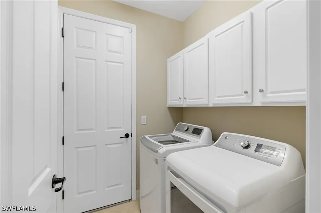 28627 Derry Court Bonita Springs FL 34135