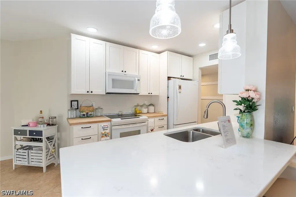 7306 Ascot Court Naples FL 34104