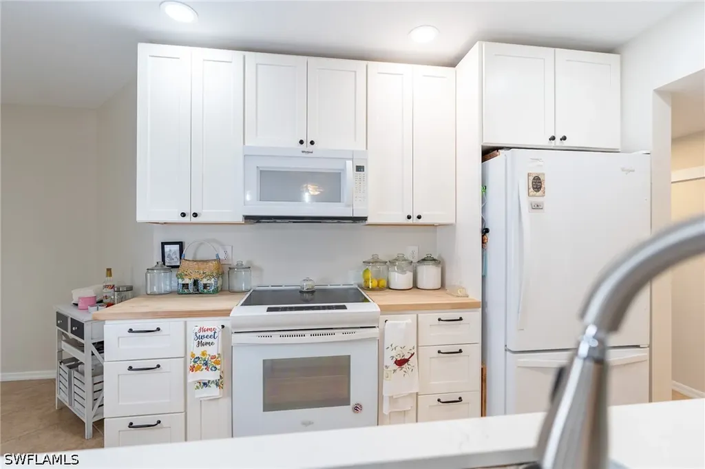 7306 Ascot Court Naples FL 34104