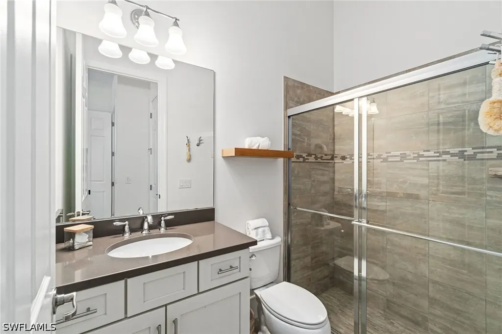 16201 Camden Lakes Circle Naples FL 34110