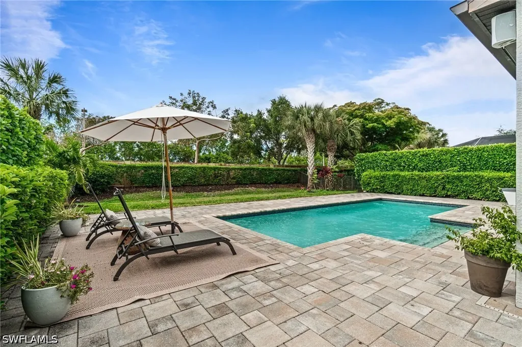 16201 Camden Lakes Circle Naples FL 34110