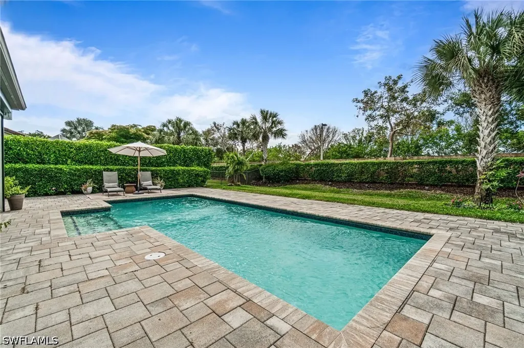 16201 Camden Lakes Circle Naples FL 34110