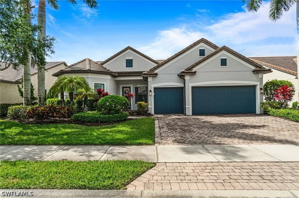 16201 Camden Lakes Circle Naples FL 34110