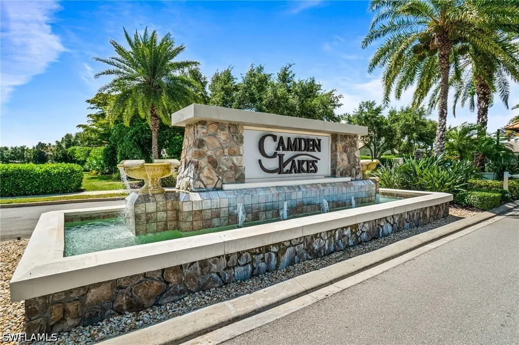 16201 Camden Lakes Circle Naples FL 34110