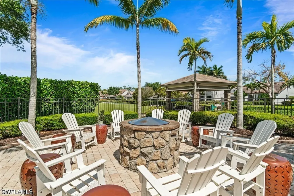 16201 Camden Lakes Circle Naples FL 34110
