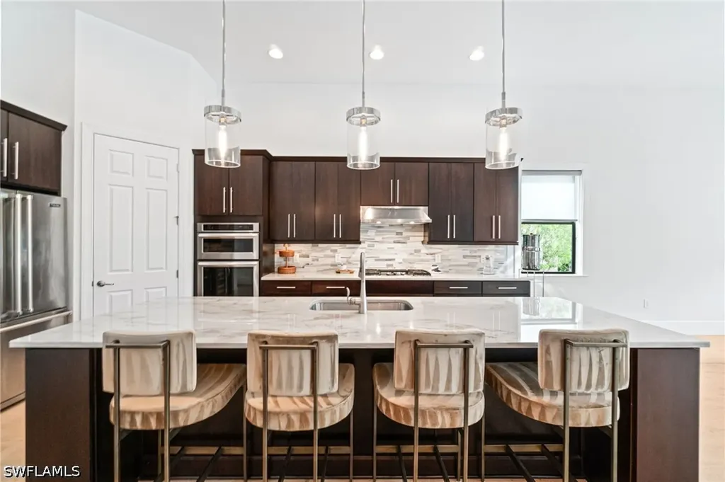 16201 Camden Lakes Circle Naples FL 34110