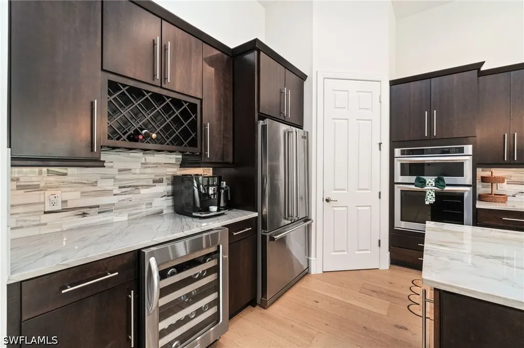 16201 Camden Lakes Circle Naples FL 34110