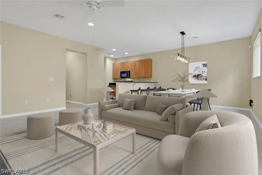 10260 Olivewood Way Estero FL 33928