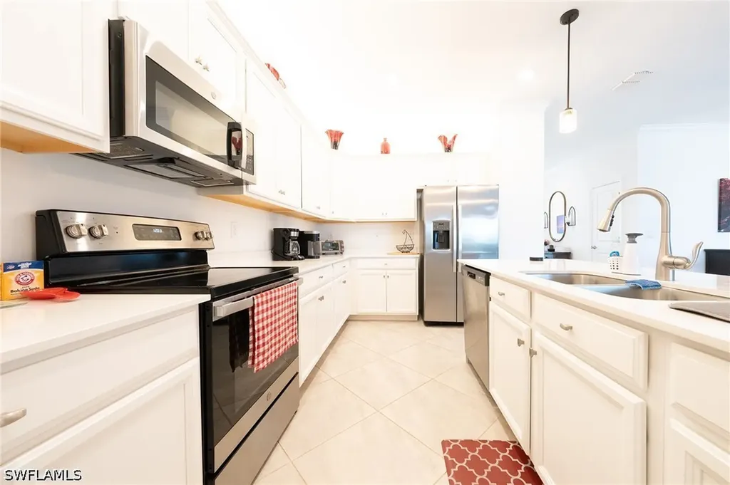 2155 Hamlin Street Naples FL 34120