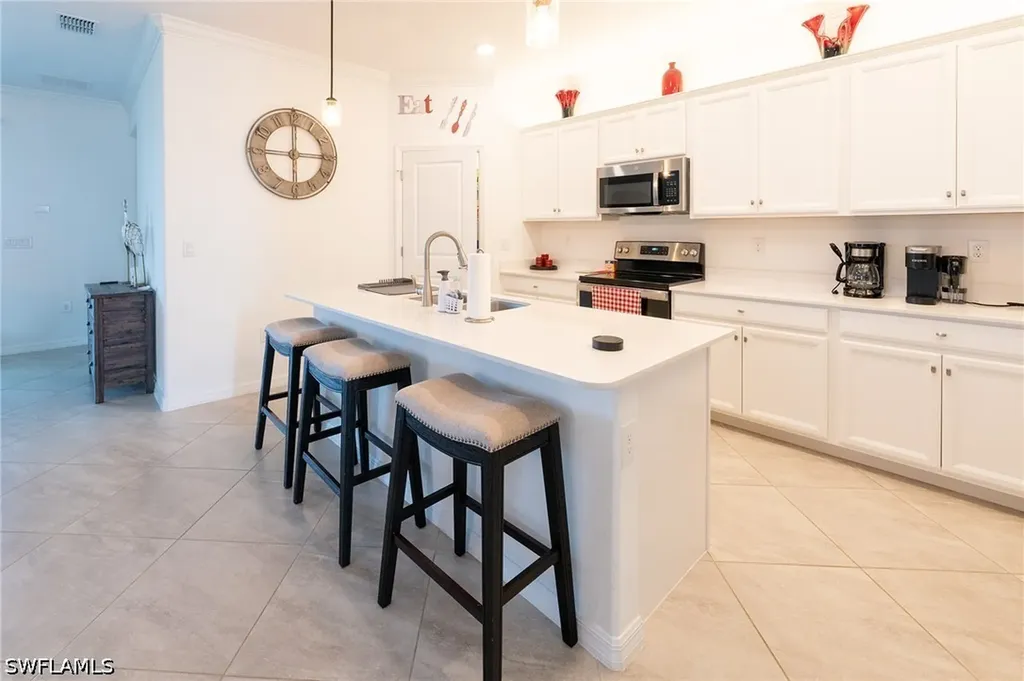 2155 Hamlin Street Naples FL 34120