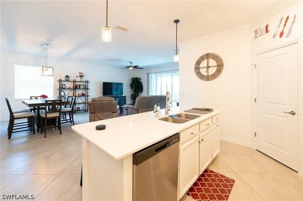 2155 Hamlin Street Naples FL 34120