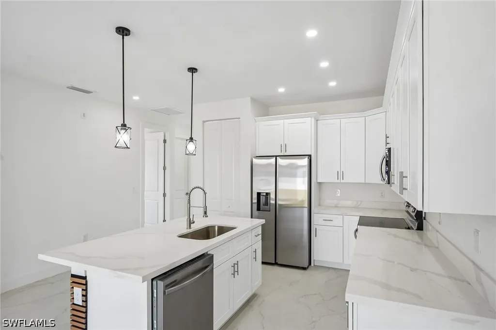 845-847 Meadow Road Lehigh Acres FL 33973