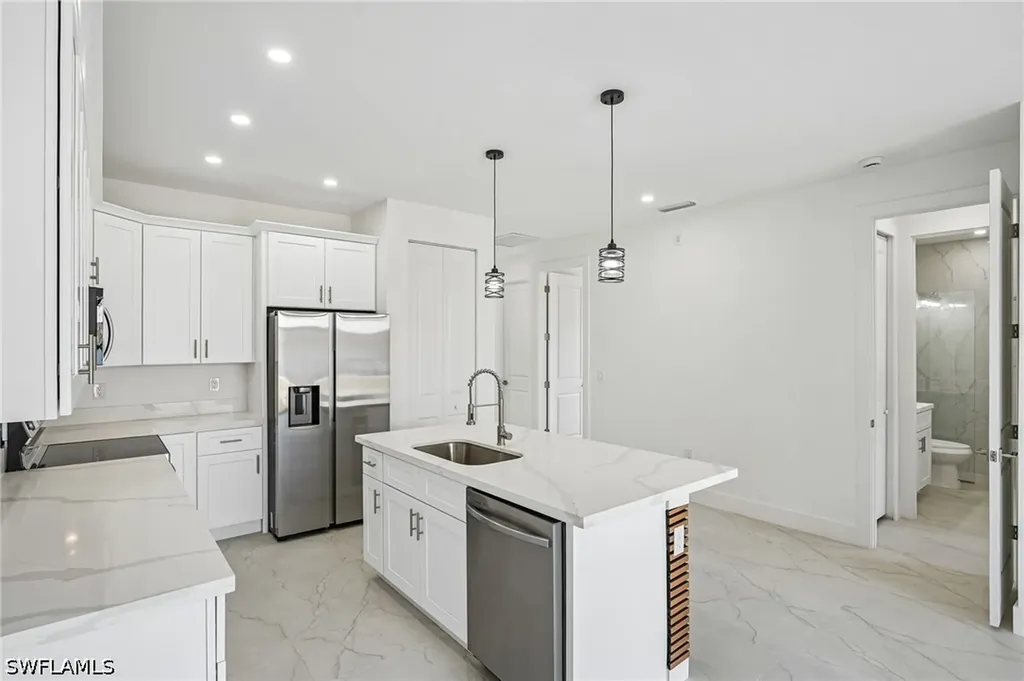 845-847 Meadow Road Lehigh Acres FL 33973