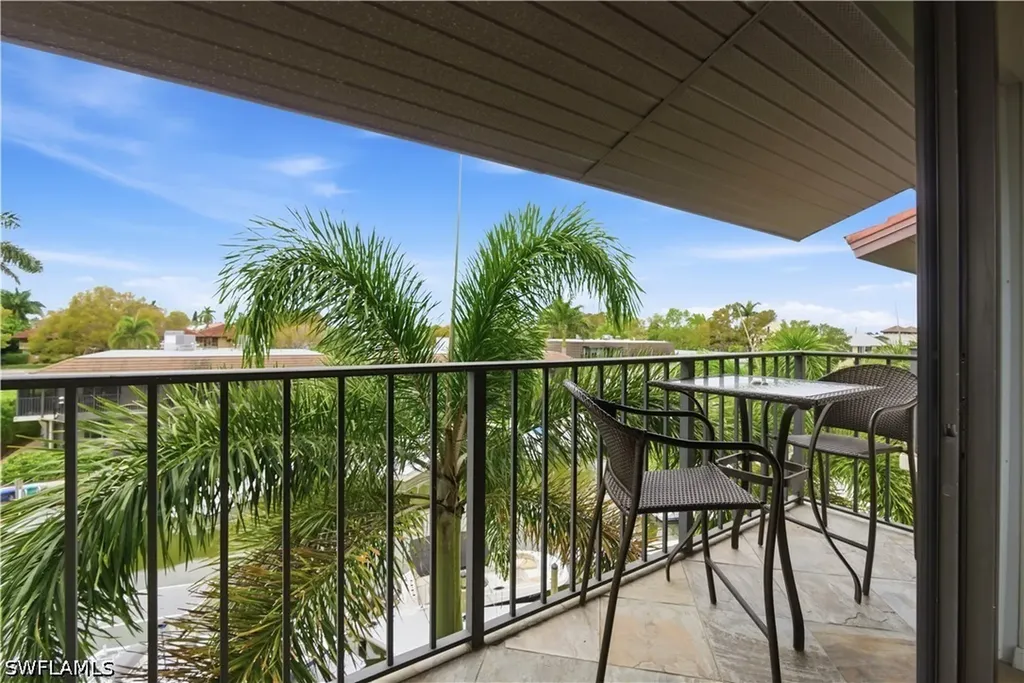 1400 Blue Point Avenue Naples FL 34102