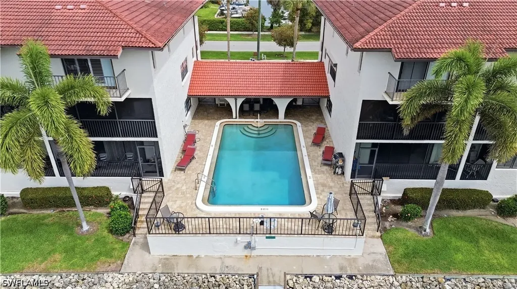 1400 Blue Point Avenue Naples FL 34102