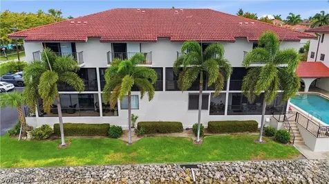 1400 Blue Point Avenue Naples FL 34102