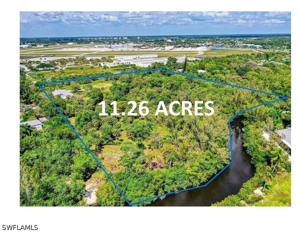 2250 North Road Naples FL 34104