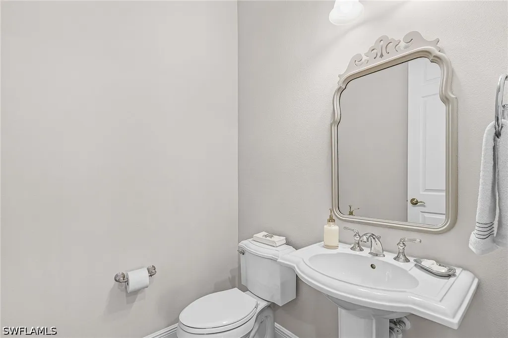 11942 Heather Woods Court Naples FL 34120