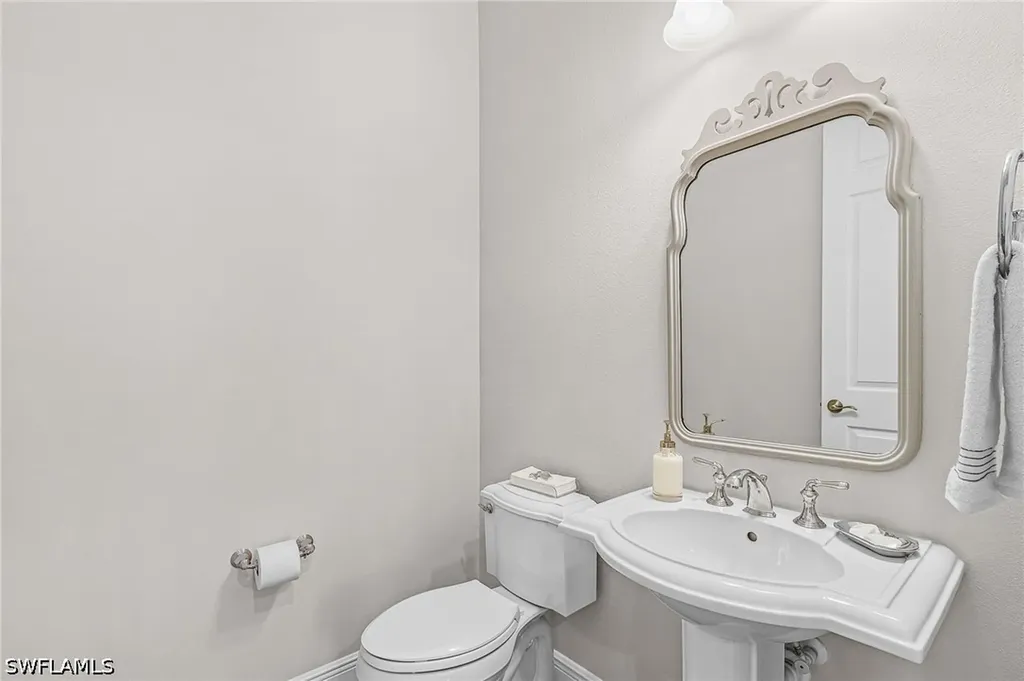 11942 Heather Woods Court Naples FL 34120
