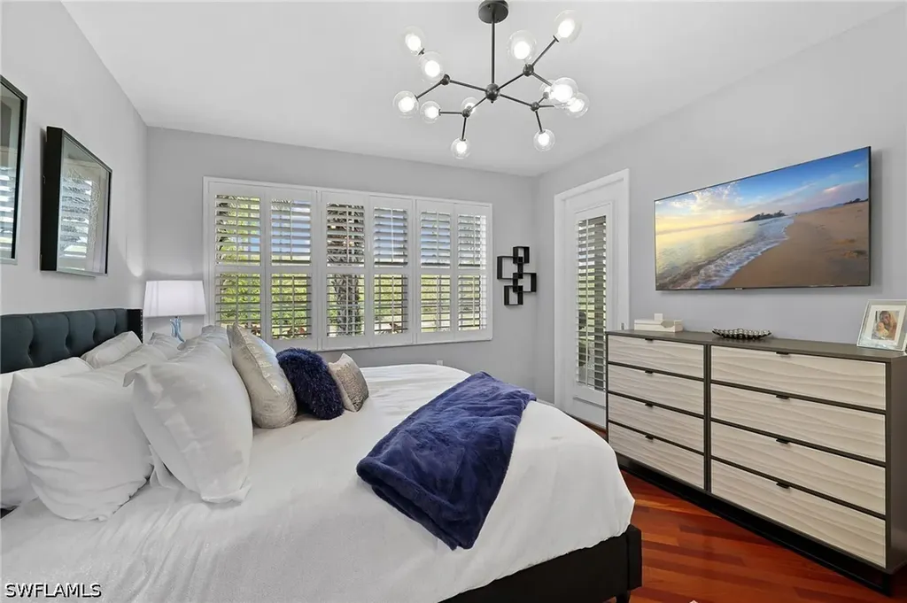 10020 Valiant Court Miromar Lakes FL 33913