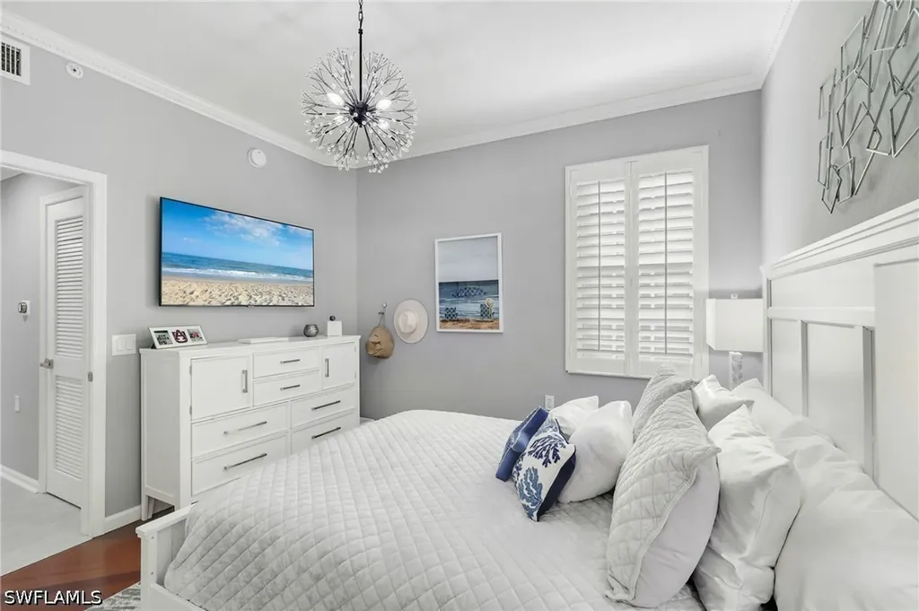 10020 Valiant Court Miromar Lakes FL 33913