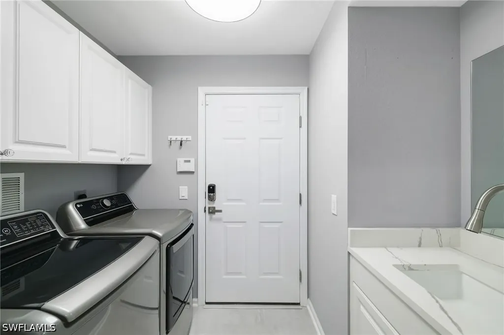 10020 Valiant Court Miromar Lakes FL 33913