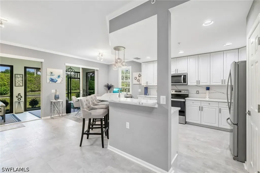 10020 Valiant Court Miromar Lakes FL 33913