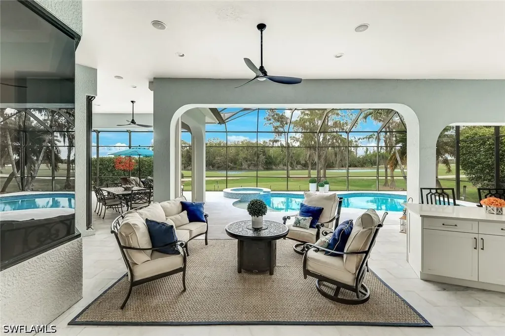 12371 Water Oak Drive Estero FL 33928