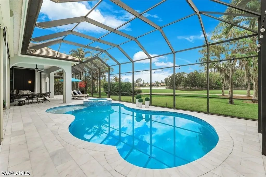 12371 Water Oak Drive Estero FL 33928