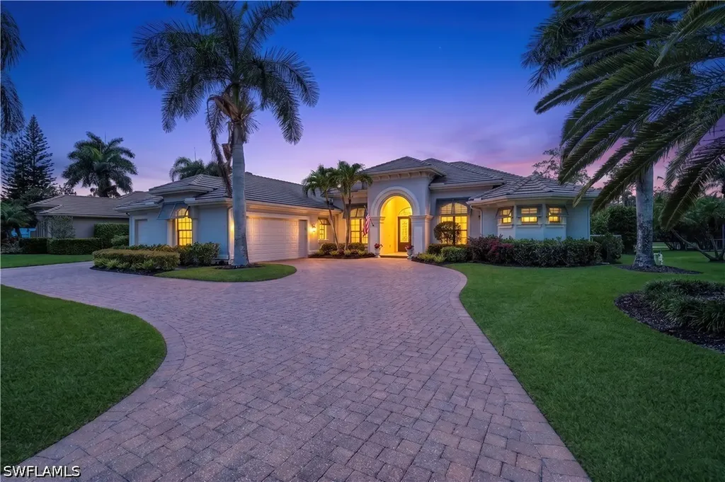 12371 Water Oak Drive Estero FL 33928