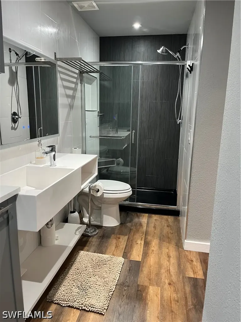 18950 S Tamiami Trail Fort Myers FL 33908