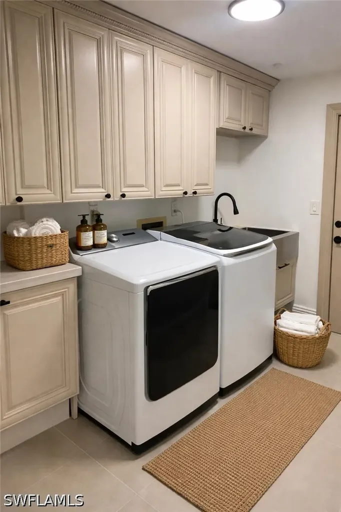 808 SW 52nd Street Cape Coral FL 33914