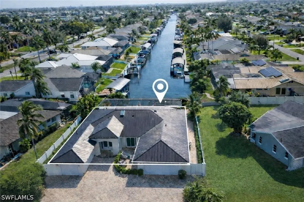 808 SW 52nd Street Cape Coral FL 33914