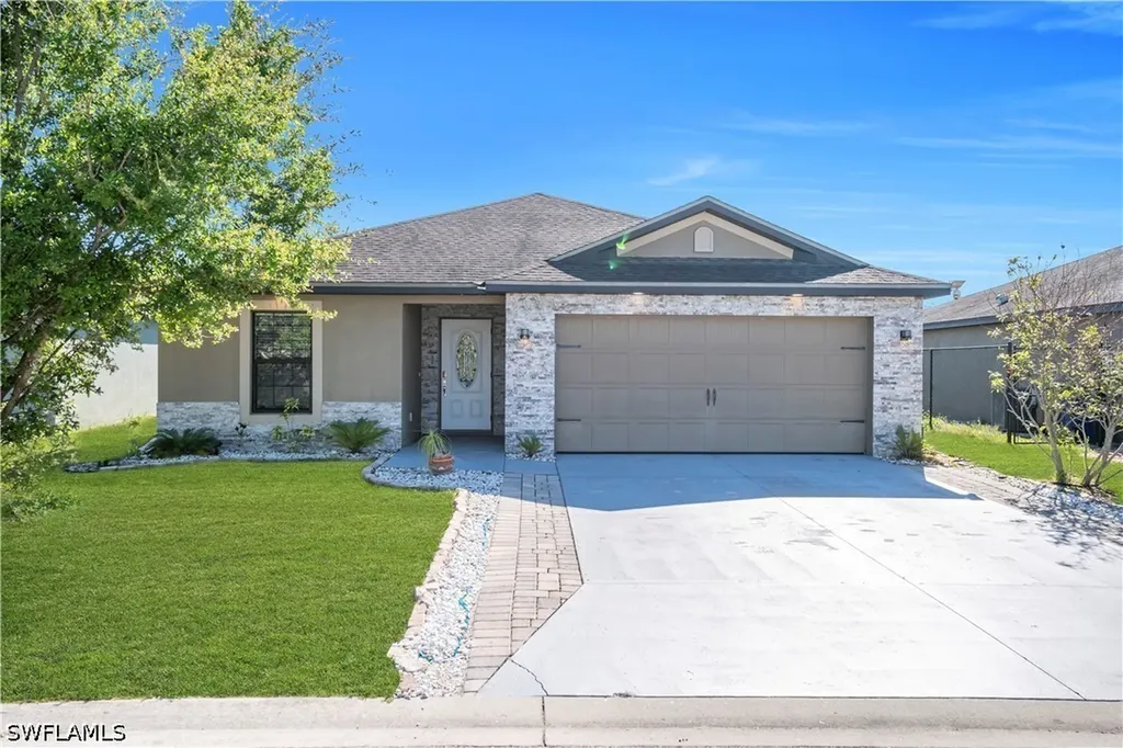 175 Shadowview Court Lehigh Acres FL 33974