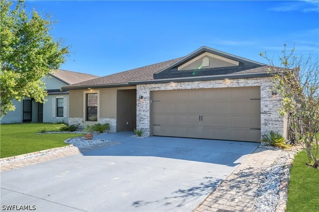175 Shadowview Court Lehigh Acres FL 33974