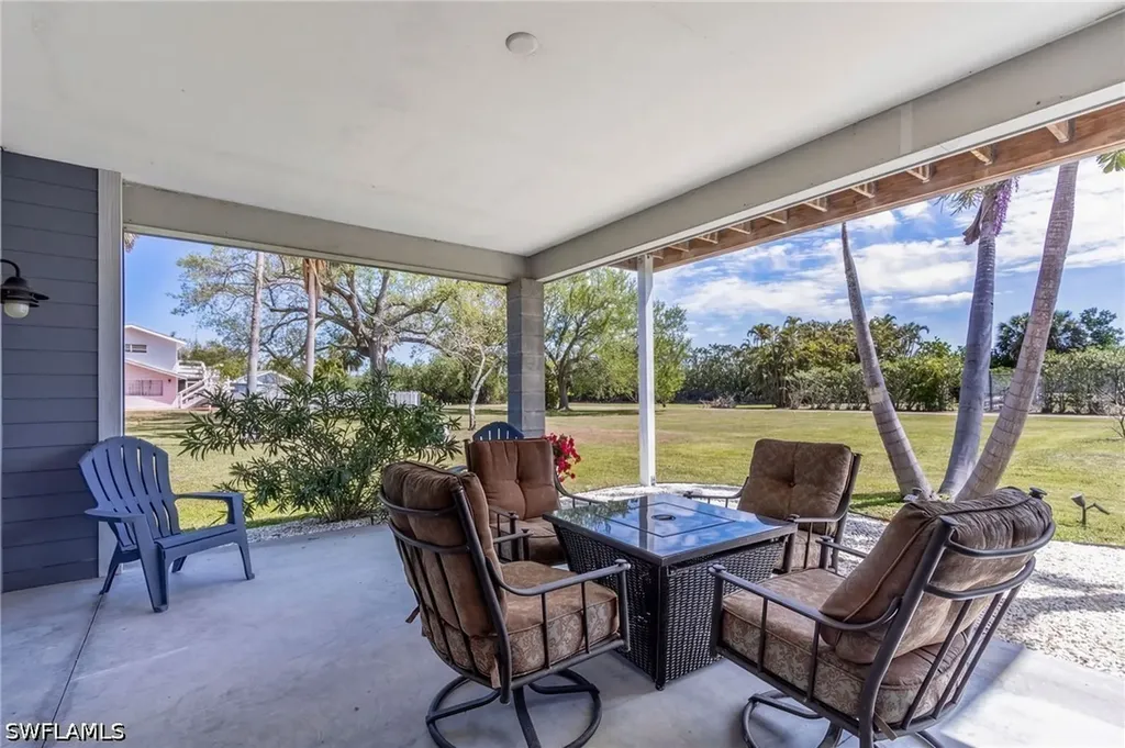 7655 Myrsine Circle Bokeelia FL 33922