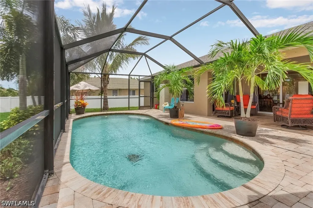 2326 SW 27th Street Cape Coral FL 33914