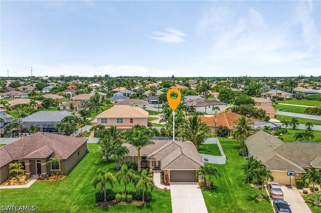 2326 SW 27th Street Cape Coral FL 33914
